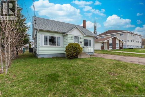 49 Mansfield St, Moncton, NB, E1A2V8 | Card Image