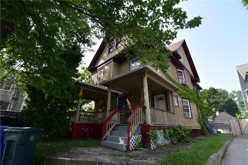 18 Kenilworth Ter, Rochester, NY, 14605-2715 | Card Image
