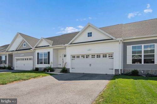 229 Ridge View Ln, HANOVER, PA, 17331-7466 | Card Image