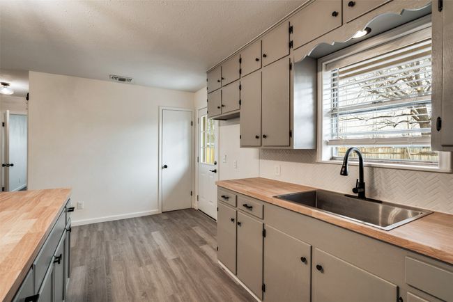411 N 5 Th Ave, House other with 3 bedrooms, 2 bathrooms and null parking in Munday TX | Image 13