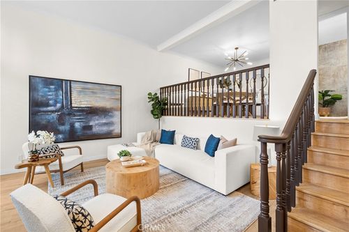 67-6201 Shoup, Woodland Hills, CA, 91367 | Card Image