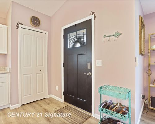 1053 Cupola Pl, Traverse City, MI, 49696-8947 | Card Image