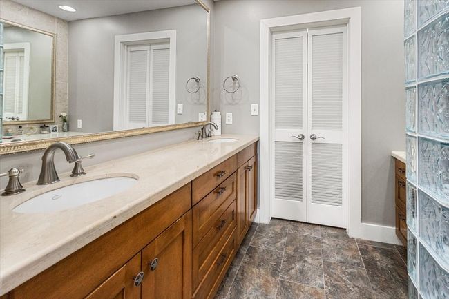 APT-806 - 411 W 7 Th St, Condo with 2 bedrooms, 2 bathrooms and null parking in Fort Worth TX | Image 19