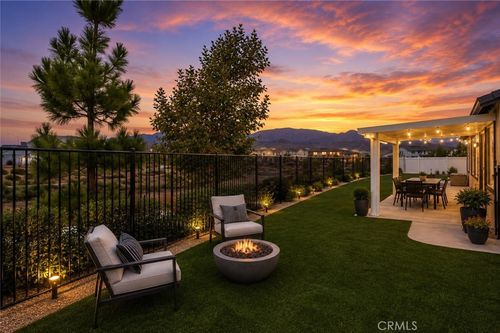 1389 Hazel Ln, Banning, CA, 92220-3143 | Card Image