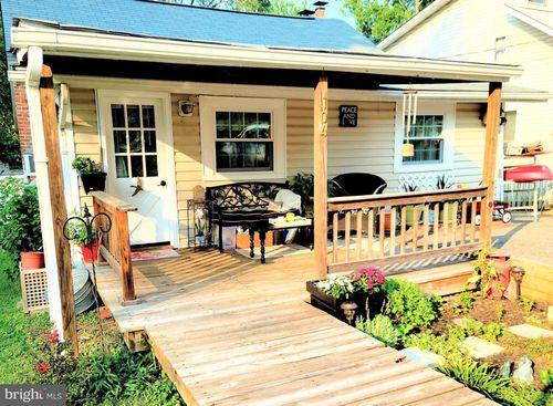 104 Meadow Rd, RIVA, MD, 21140-1215 | Card Image