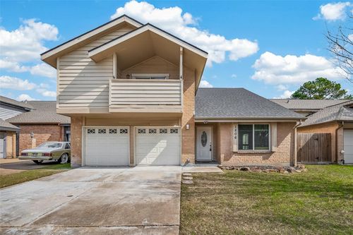 1806 Foxlake Dr, Houston, TX, 77084-4762 | Card Image