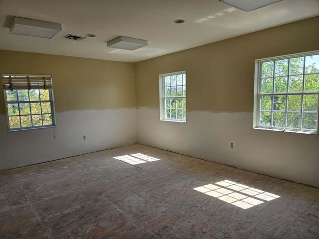 1085 E Johnstown Rd, Home with 0 bedrooms, 0 bathrooms and null parking in Columbus OH | Image 5