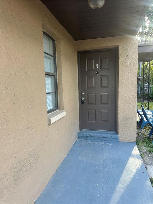 b-8426 Camden Street, TAMPA, FL, 33614 | Card Image