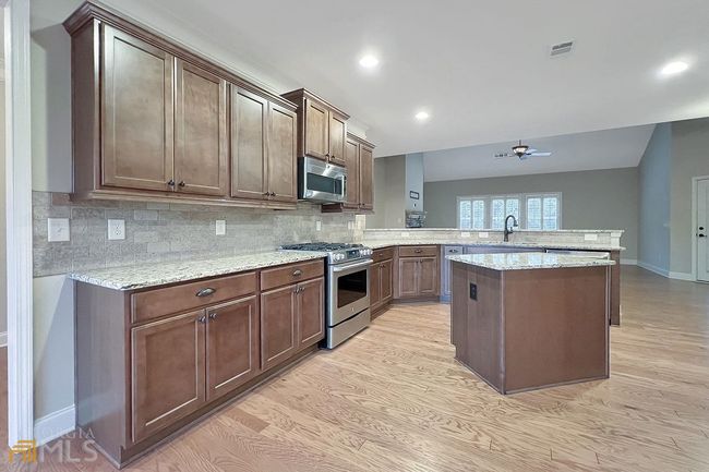 4540 Brighton View Trl, House other with 3 bedrooms, 3 bathrooms and null parking in Cumming GA | Image 32