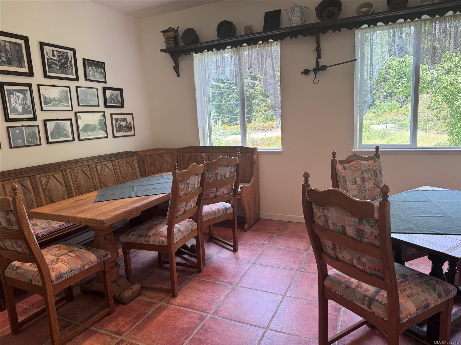 Commercial Sale in Coombs 5