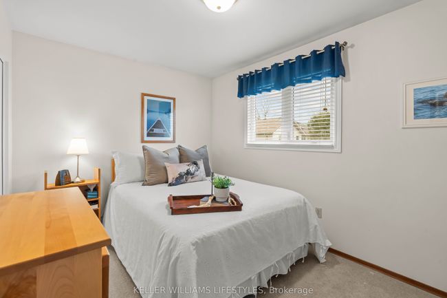 60 James St N, House other with 3 bedrooms, 2 bathrooms and 2 parking in Forest ON | Image 20