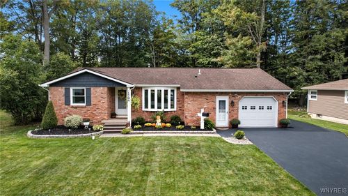 1794 Arlington Dr, Alden, NY, 14004-1001 | Card Image