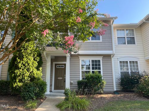 205 Hamlet Park Dr, Morrisville, NC, 27560-6660 | Card Image
