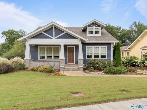 17 Georgetta Dr Se, Huntsville, AL, 35801-6104 | Card Image