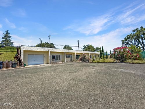 295 Bittenbender Ln, Willits, CA, 95490-3004 | Card Image