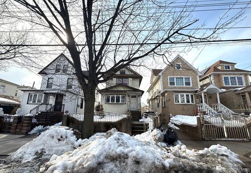 104-58 121st St, South Richmond Hill, NY, 11419-2802 | Card Image