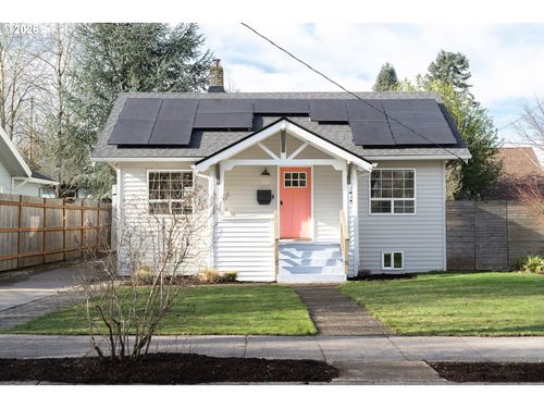 3311 Se 66th Ave, Portland, OR, 97206 | Card Image