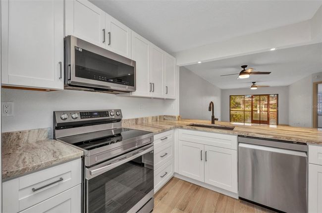Kitchen | Image 12