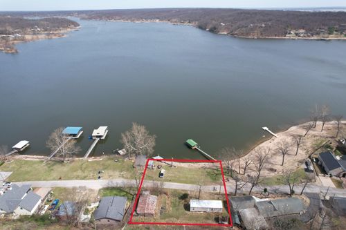 402 Cherokee Drive, Afton, OK, 74331 | Card Image