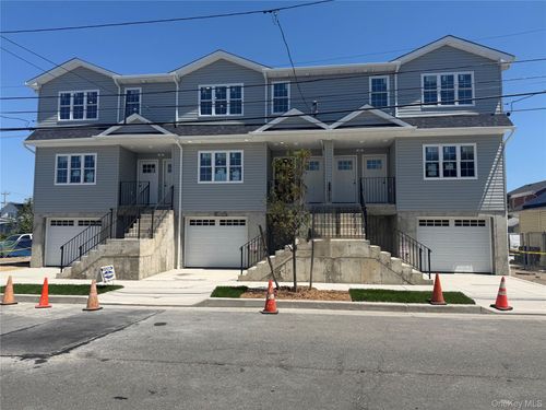 340 Beach 46th St, Far Rockaway, NY, 11691-1112 | Card Image