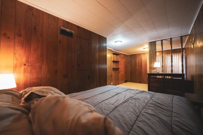 Main Floor Bedroom | Image 22