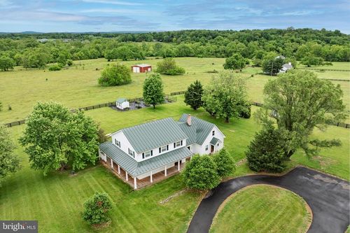739 Pierce Rd, BERRYVILLE, VA, 22611-2307 | Card Image