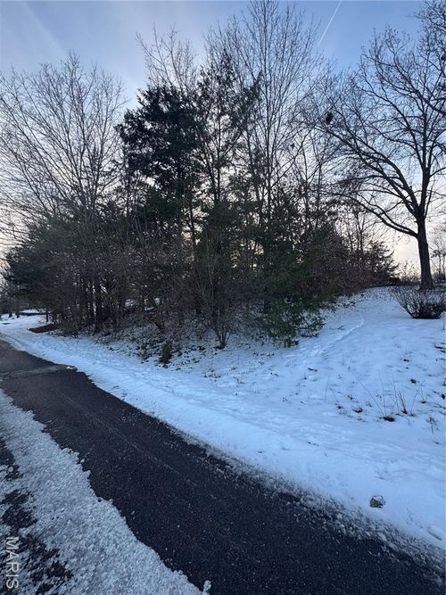 445 Lake Shore Dr, Saint Clair, MO, 63077-2108 | Card Image