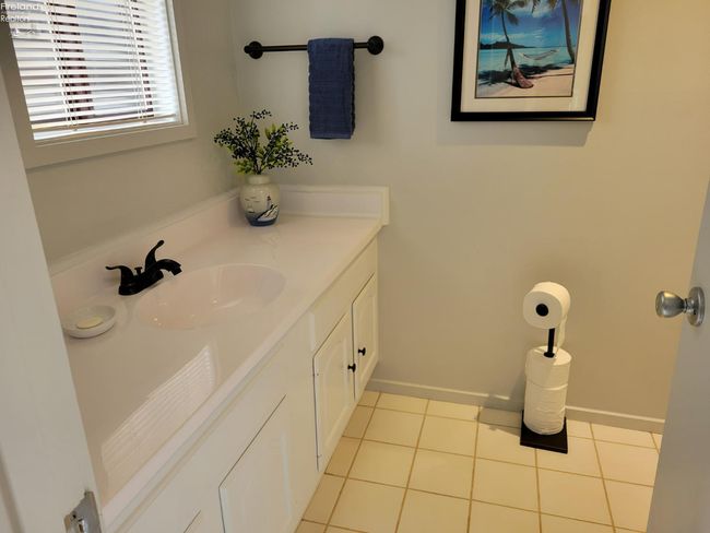 APT-4 - 1110 By The Shores Dr, Condo with 2 bedrooms, 2 bathrooms and 1 parking in Huron OH | Image 12