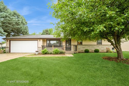 7706 Deerfield Rd, Loves Park, IL, 61111-3218 | Card Image