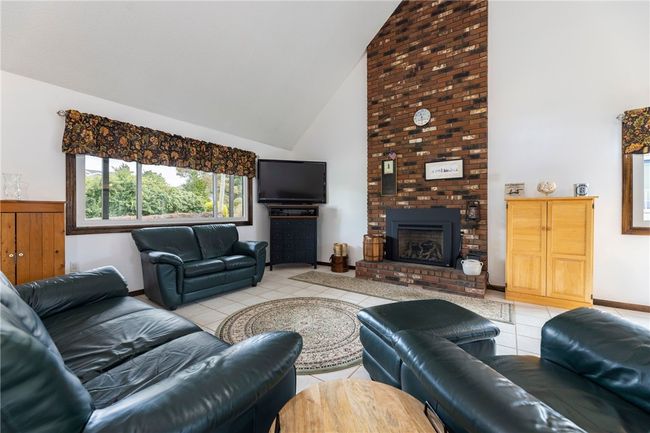 82 Uzzi Ave, House other with 3 bedrooms, 3 bathrooms and 12 parking in Westerly RI | Image 12