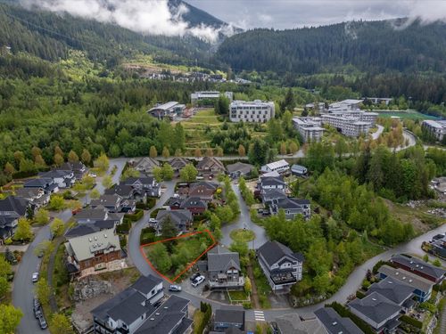 2943 Strangway Pl, Squamish, BC, V8B0P8 | Card Image