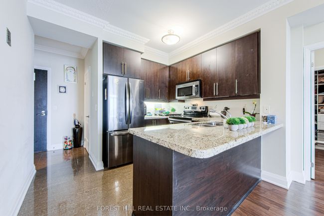 1504 - 20 N Park Rd, Condo with 3 bedrooms, 2 bathrooms and 2 parking in Vaughan ON | Image 5