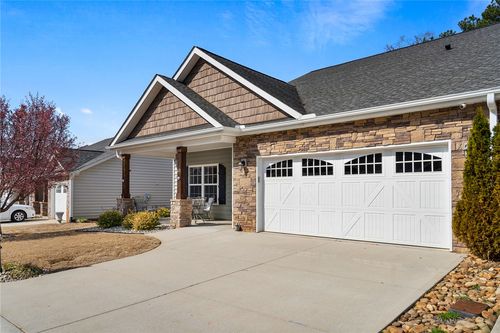 63 Hillsborough Dr, Anderson, SC, 29621-2690 | Card Image