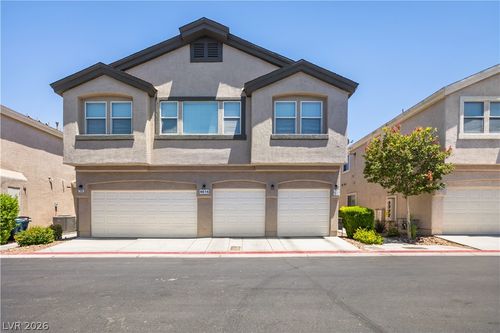 102-4616 Snake Eyes St, Las Vegas, NV, 89122-2740 | Card Image