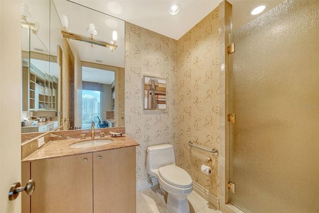 APT-801 - 990 Blvd Of The Arts, Condo with 3 bedrooms, 4 bathrooms and null parking in Sarasota FL | Image 26