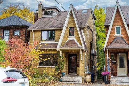 270 Greer Rd, Toronto, ON, M5M3P1 | Card Image