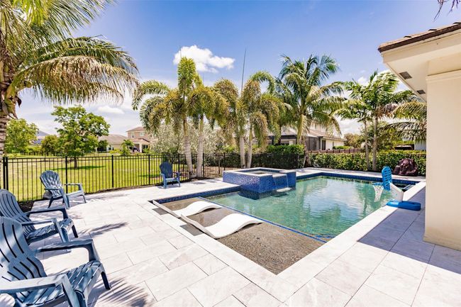 19655 Split Rail Run, House other with 5 bedrooms, 4 bathrooms and null parking in Loxahatchee FL | Image 4