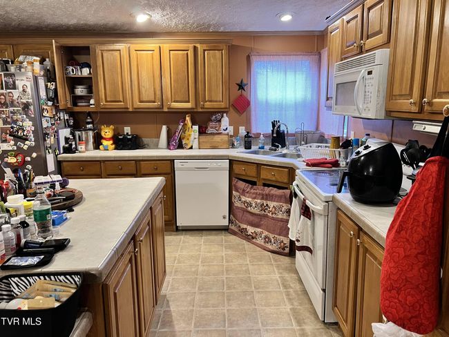 9536 Mcfall Fork Rd, House other with 3 bedrooms, 2 bathrooms and null parking in Pound VA | Image 22