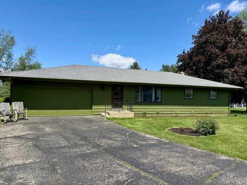 270 W Margaret Fuller Rd, OREGON, IL, 61061-9302 | Card Image