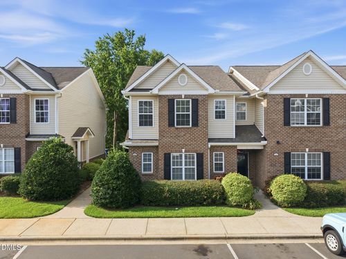360 E Willhaven Dr, Fuquay Varina, NC, 27526-5008 | Card Image