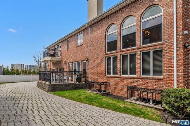 10 Fox Ter, House other with 6 bedrooms, 8 bathrooms and null parking in Cliffside Park NJ | Image 47
