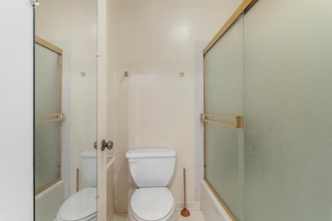 0 - 4 Fields E, Condo with 2 bedrooms, 2 bathrooms and 2 parking in Champaign IL | Image 17
