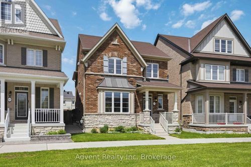 62 Demott Ave, Markham, ON, L6B0Z1 | Card Image