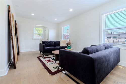 3339 Gardner Ave, Berkley, MI, 48072-1378 | Card Image