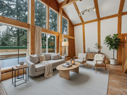 9539 Emerald Dr, Whistler, BC, V8E0G5 | Card Image