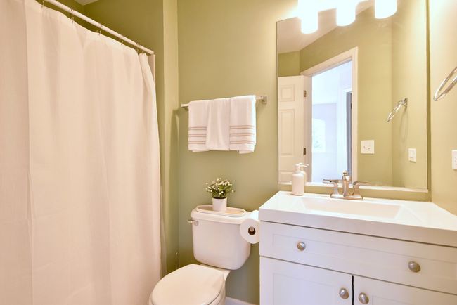 102 Morgans Gate Dr, Condo with 3 bedrooms, 3 bathrooms and 2 parking in Wood Dale IL | Image 22