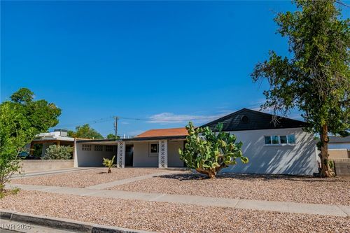 724 6th Street, Boulder City, NV, 89005 | Card Image