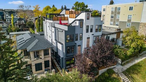 2-713 5 St Ne, Calgary, AB, T2E3W7 | Card Image