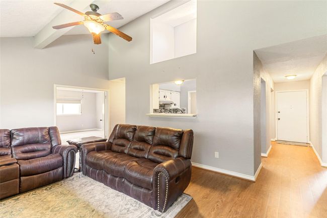 Living Room | Image 6
