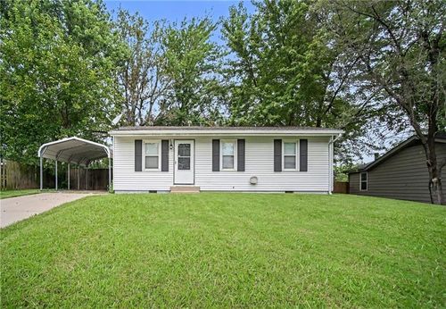 7318 Ne 51st St, Kansas City, MO, 64119-4008 | Card Image